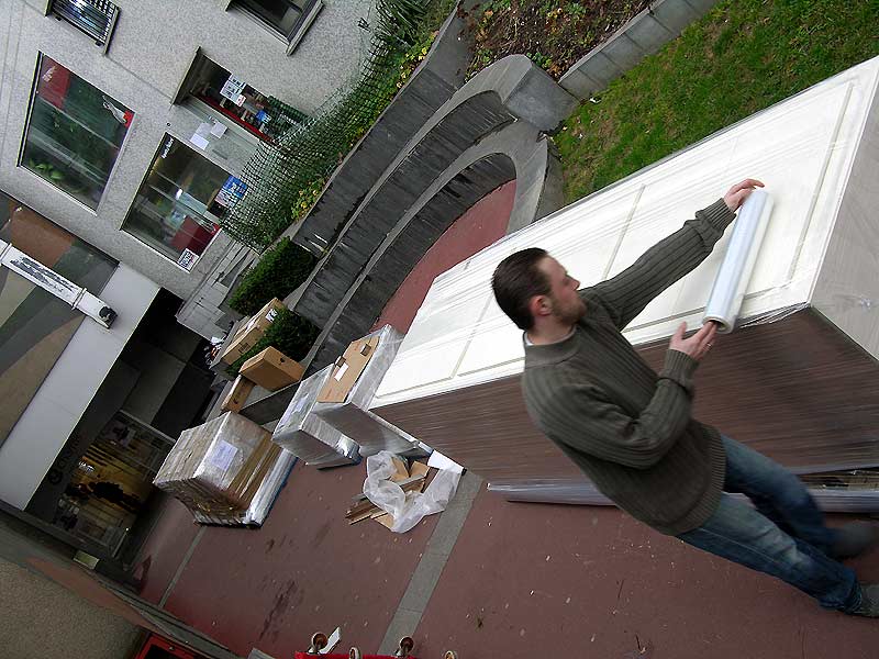 Emballage d'un aquarium avant transport