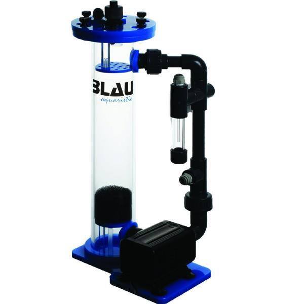 Photo : Arrivage des produits et aquariums Blau.